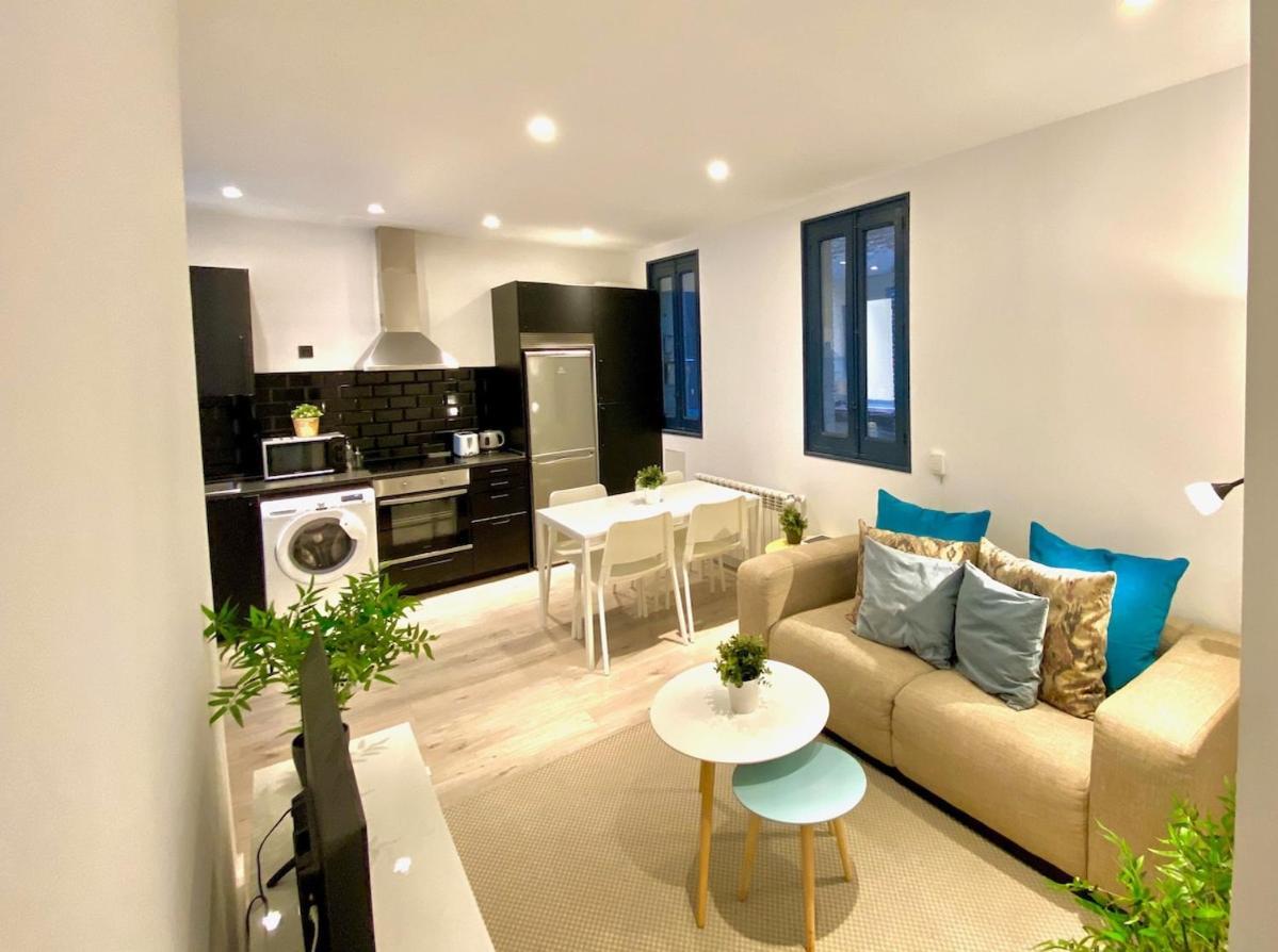 Encantador Apartamento Atocha Madri Exterior foto