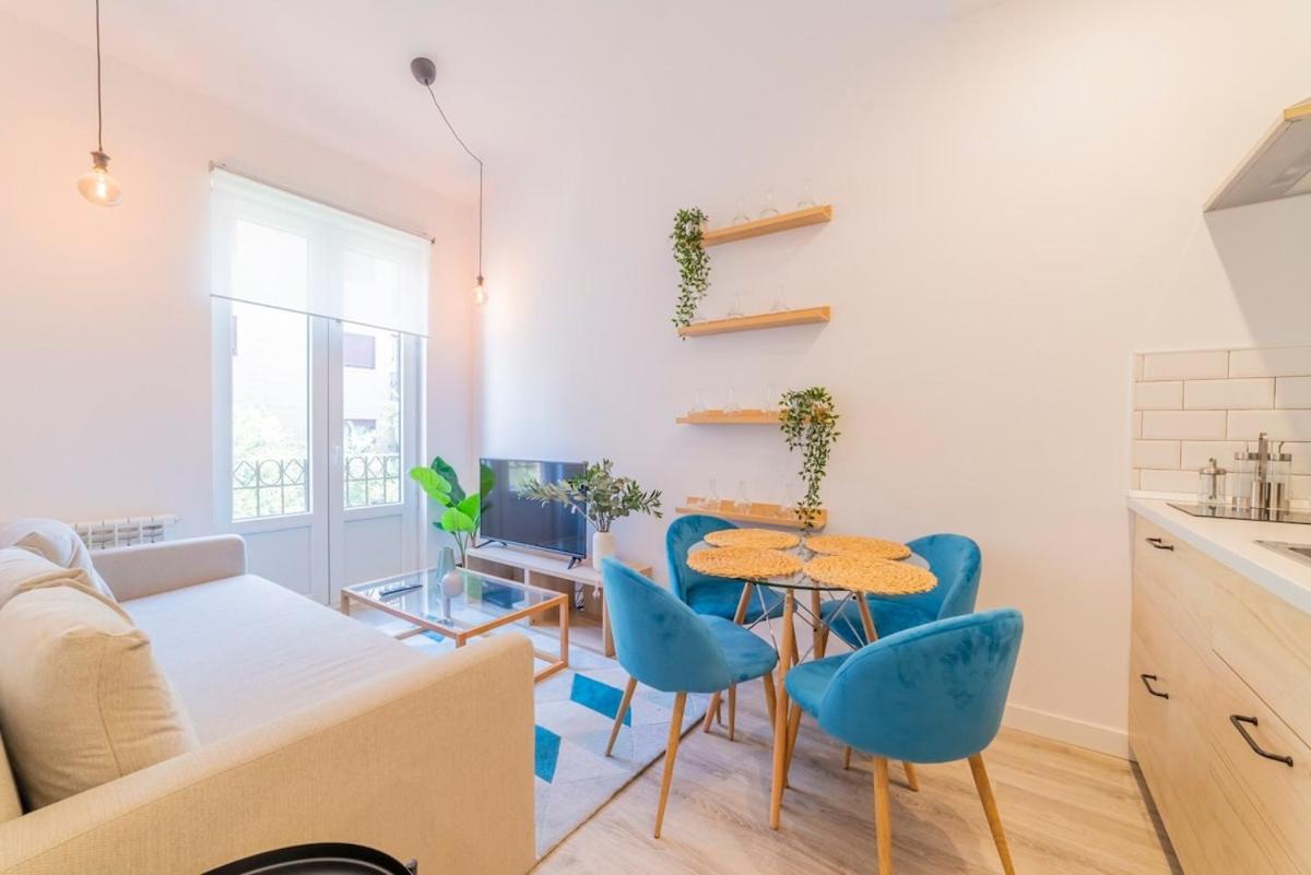 Encantador Apartamento Atocha Madri Exterior foto